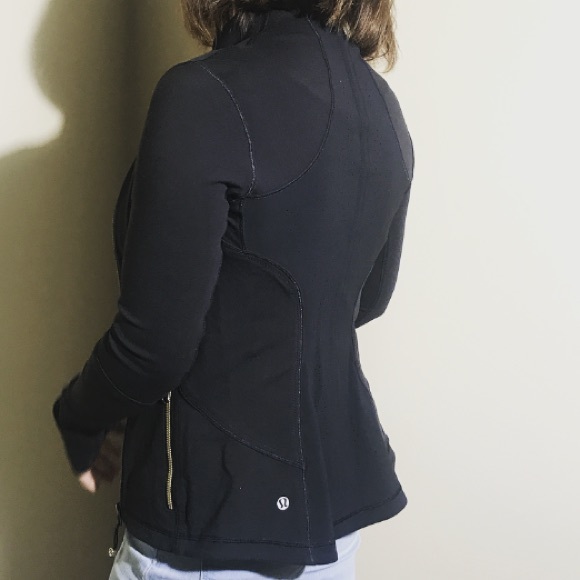 lululemon athletica Jackets & Blazers - lululemon Forme II Black Laser Cut Jacket Size 2